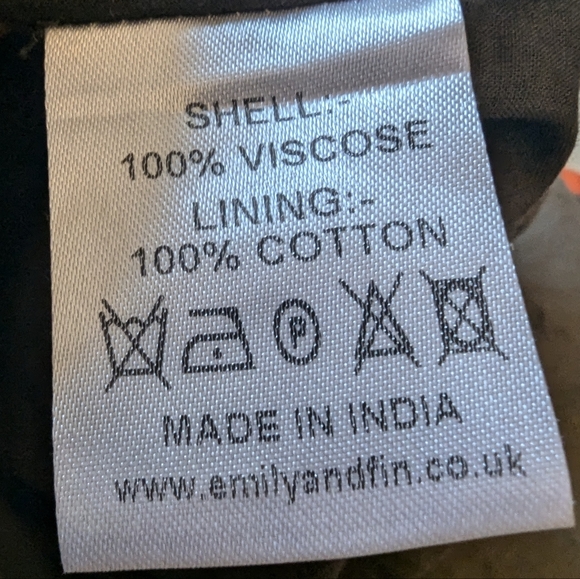 S - handmade floral skirt - Picture 9 of 9